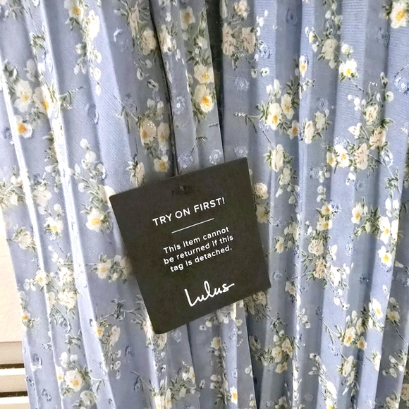 Lulus Darling Favorite Light Blue Floral Sleeveless Pleated Midi Dress S… - Picture 10 of 13